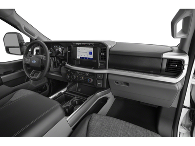 2027 Ford F-350 Super Duty XLT