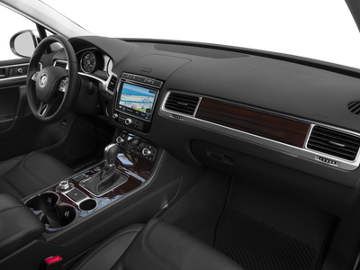 2016 Volkswagen Touareg Lux