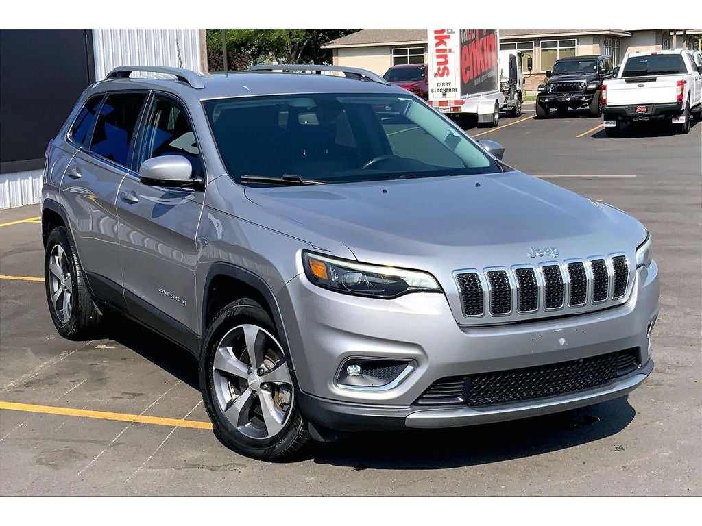 Used 2019 Jeep Cherokee Limited with VIN 1C4PJMDX4KD440048 for sale in Blackfoot, ID