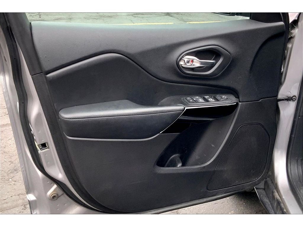 2020 Jeep Cherokee Altitude