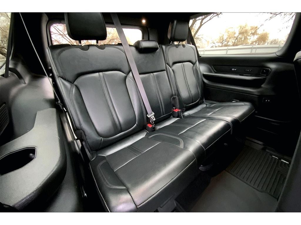 2023 Jeep Wagoneer L Series III