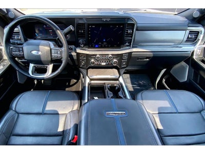 2025 Ford F-350 Super Duty Platinum