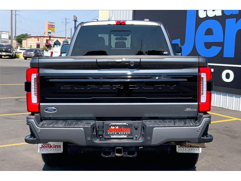 2025 Ford F-350 Super Duty Platinum