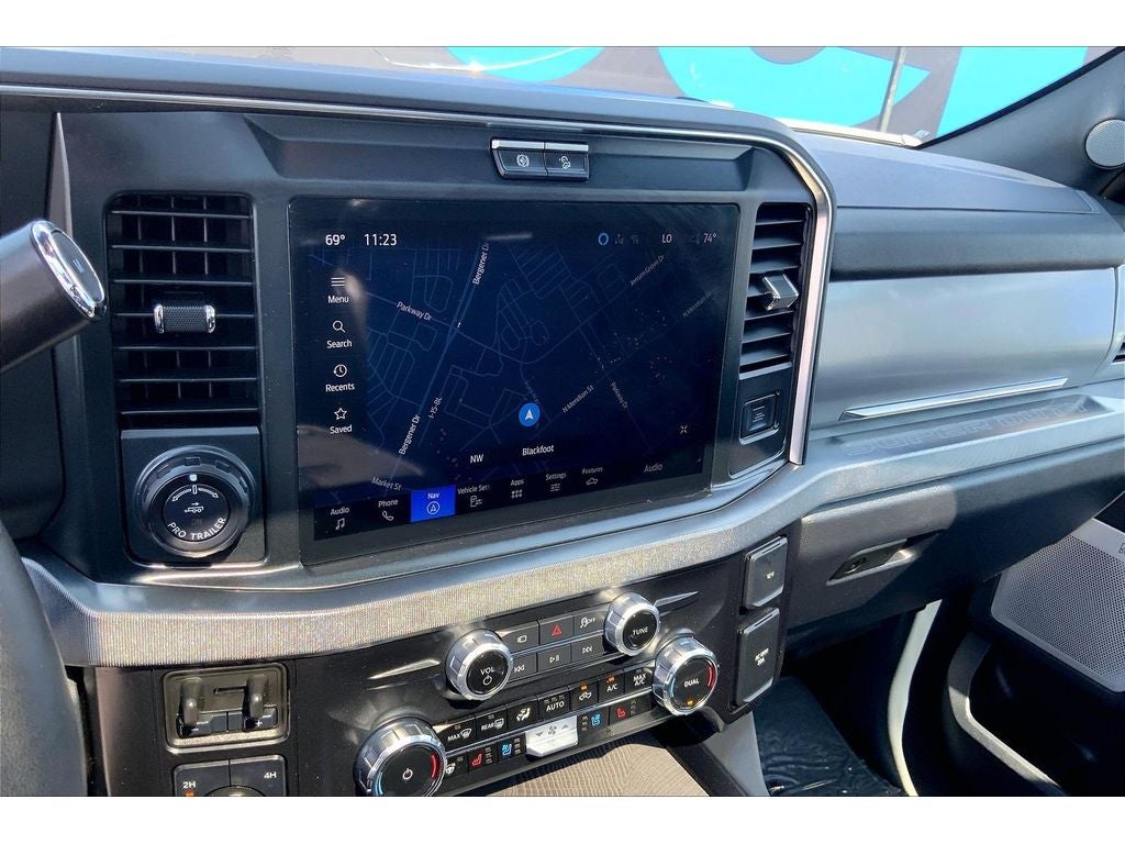 2025 Ford F-350 Super Duty Platinum