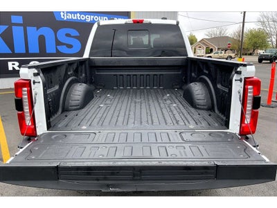 2023 Ford F-350 Super Duty LARIAT