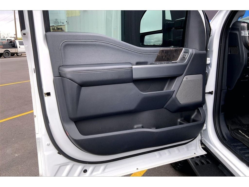 2023 Ford F-350 Super Duty LARIAT