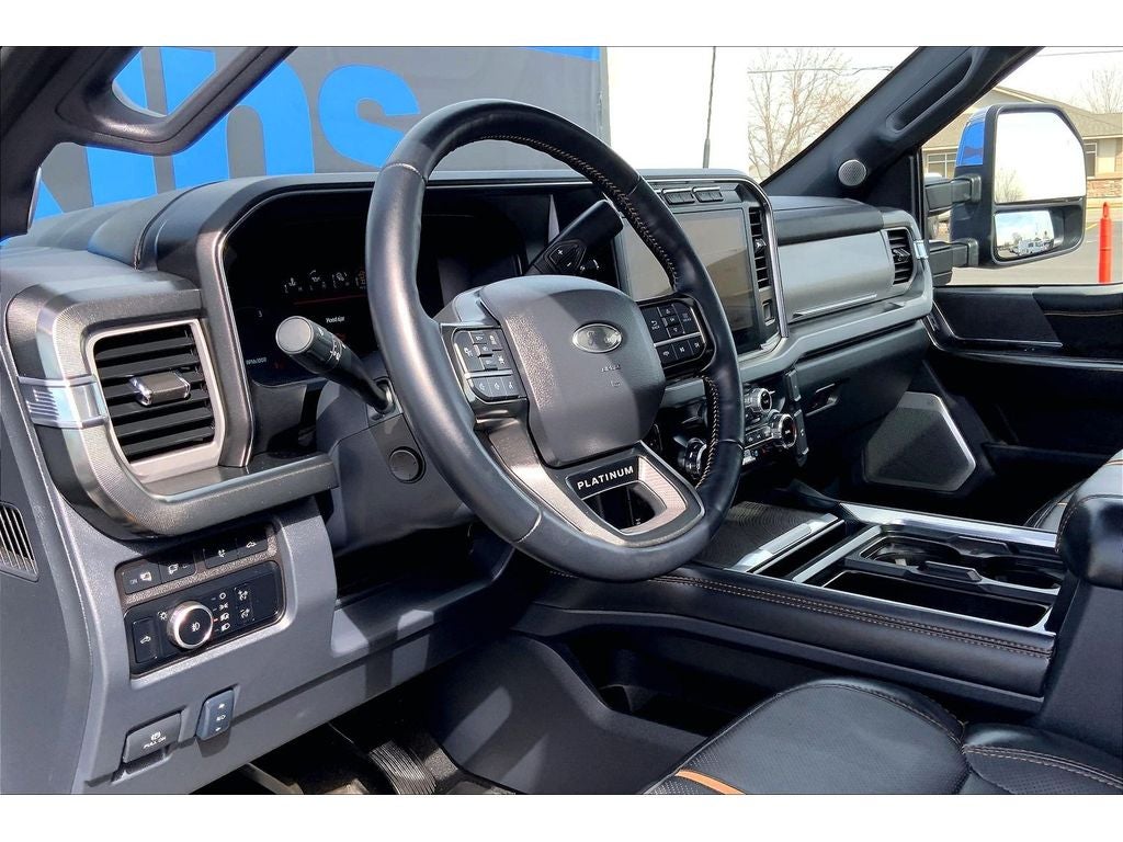 2024 Ford F-350 Super Duty Platinum
