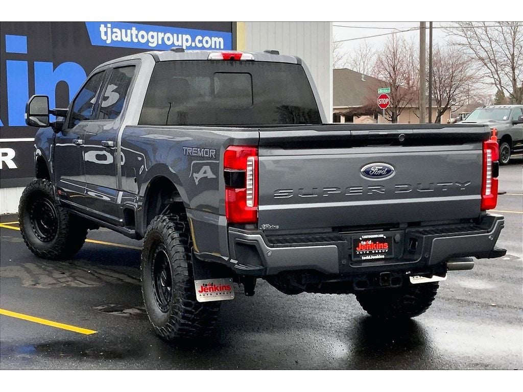 2024 Ford F-350 Super Duty LARIAT