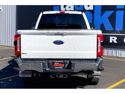 2024 Ford F-350 Super Duty LARIAT