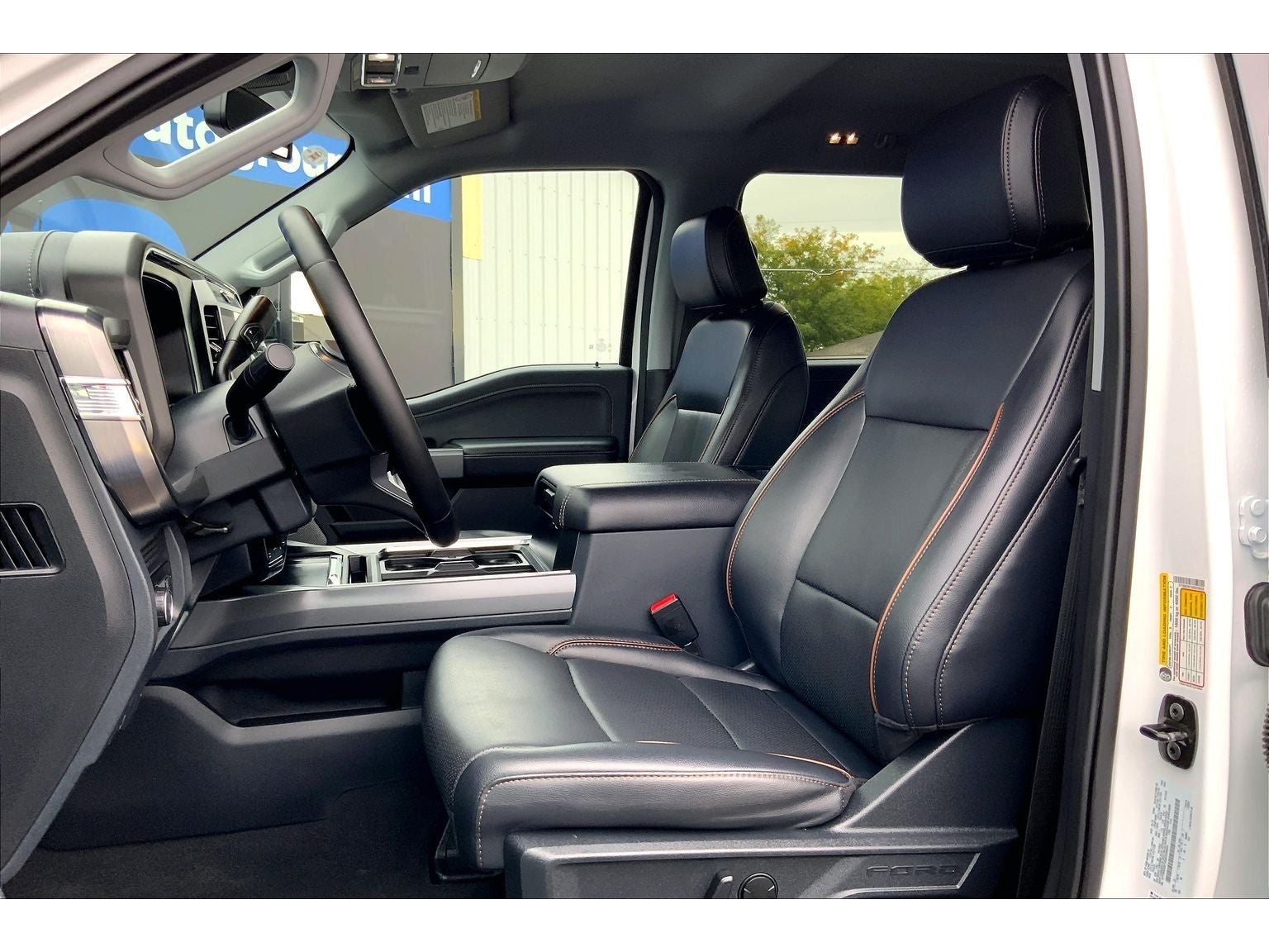 2025 Ford F-350 Super Duty LARIAT
