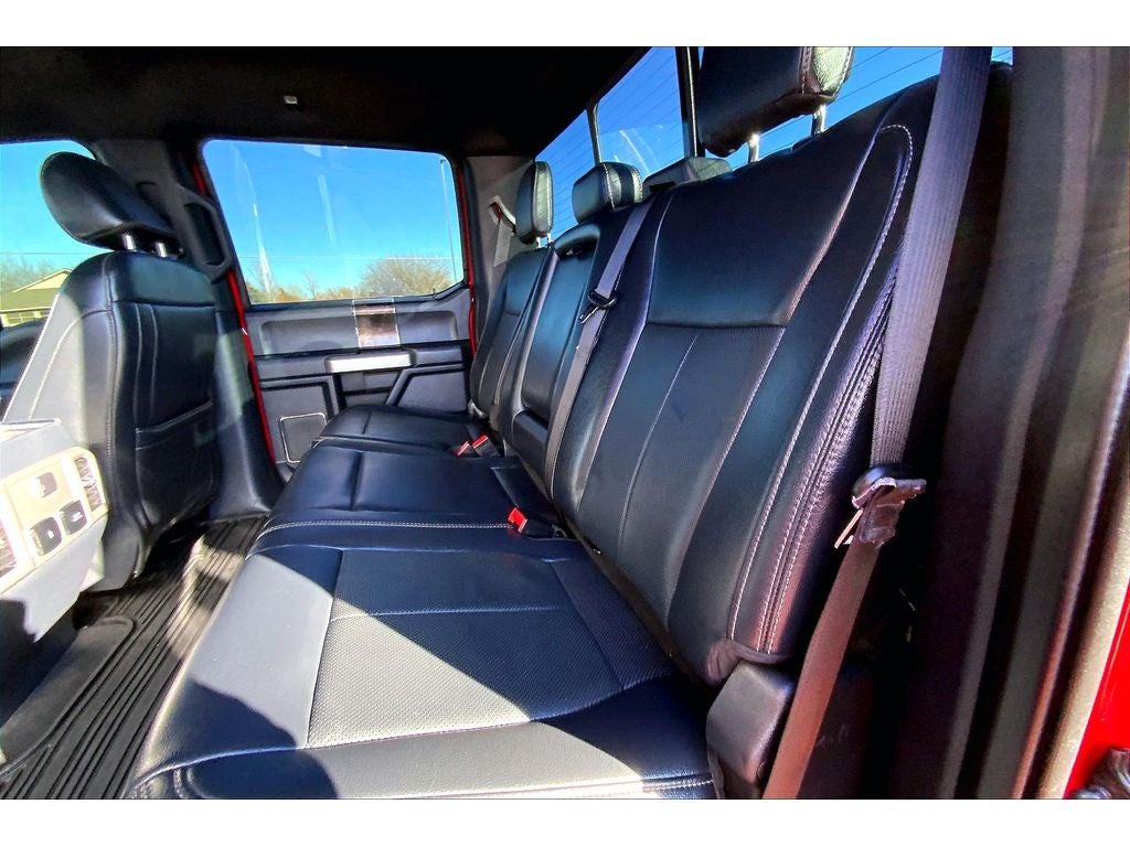 2022 Ford F-350 Super Duty LARIAT