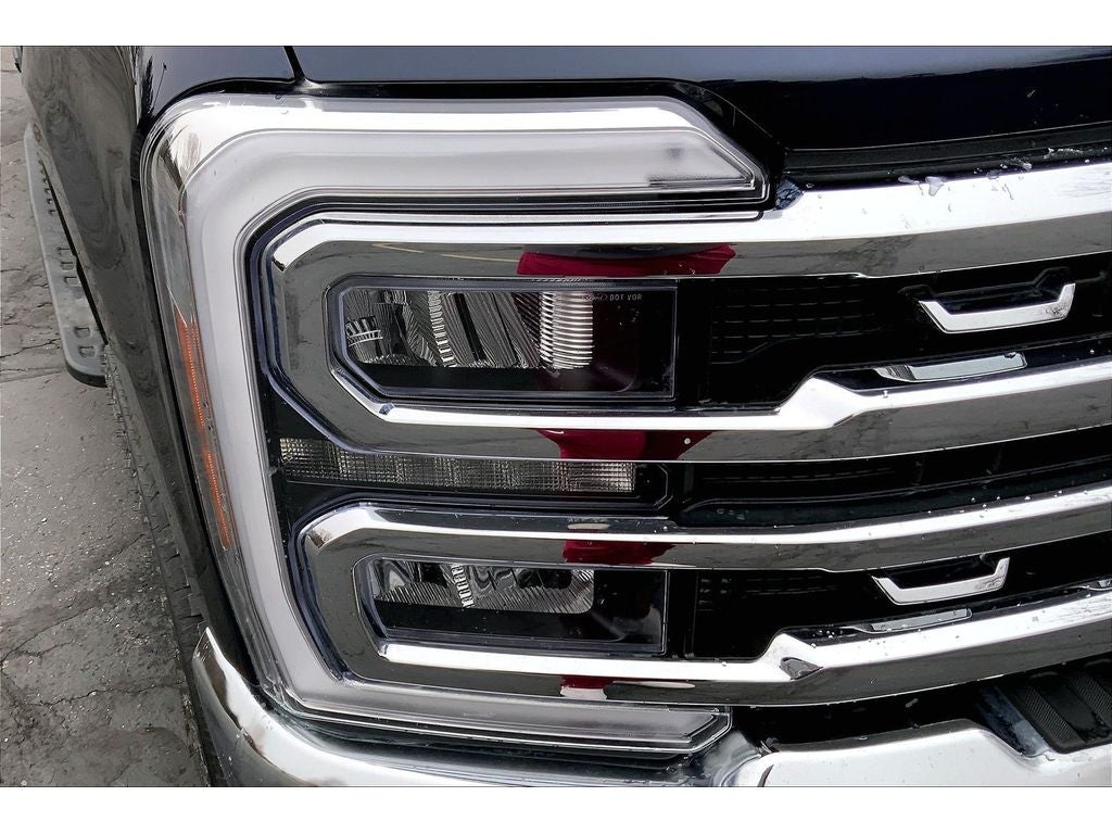 2025 Ford F-350 Super Duty LARIAT