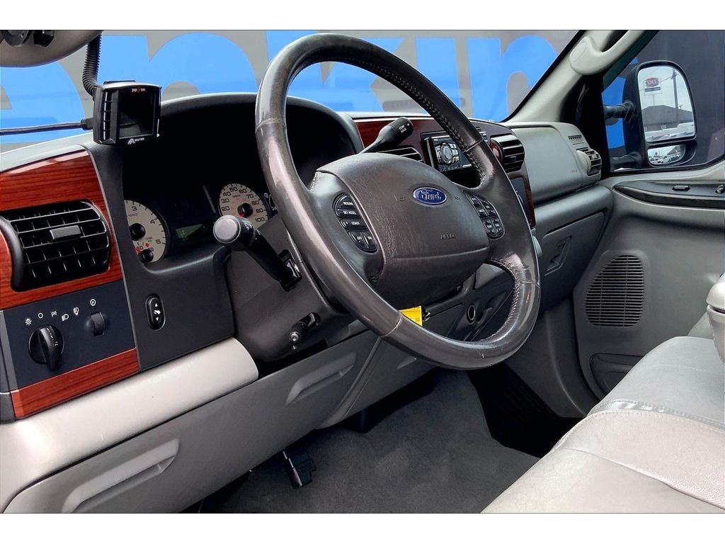 2005 Ford F-350 Super Duty XLT