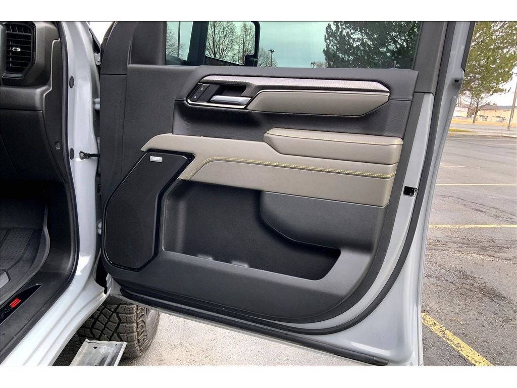 2025 Chevrolet Silverado 2500 ZR2