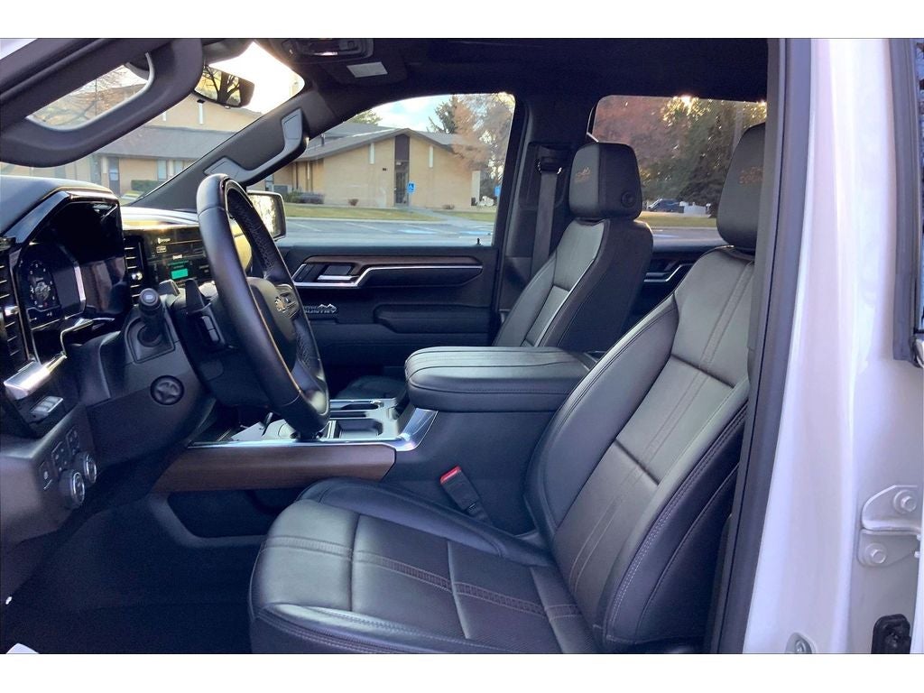 2025 Chevrolet Silverado 1500 High Country