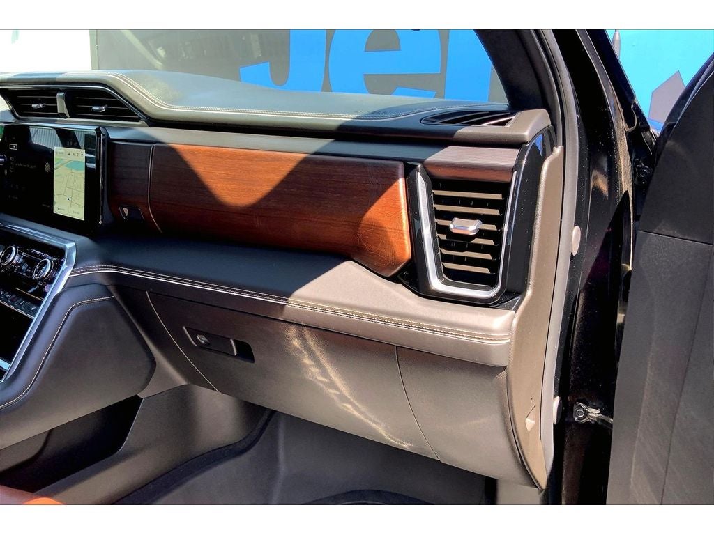 2025 GMC Sierra 3500 Denali Ultimate