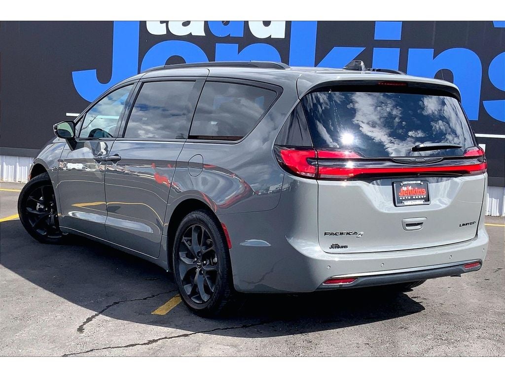 2025 Chrysler Pacifica Limited