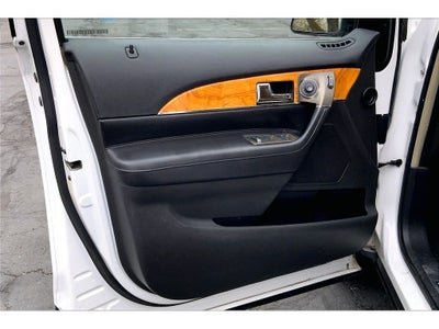 2011 Lincoln MKX Base