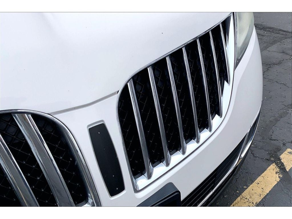 2011 Lincoln MKX Base