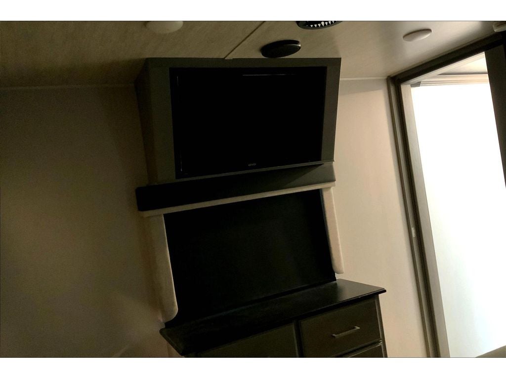 2021 KEYSTONE MONTANA Base