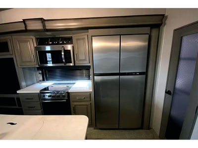 2021 KEYSTONE MONTANA 3120RL