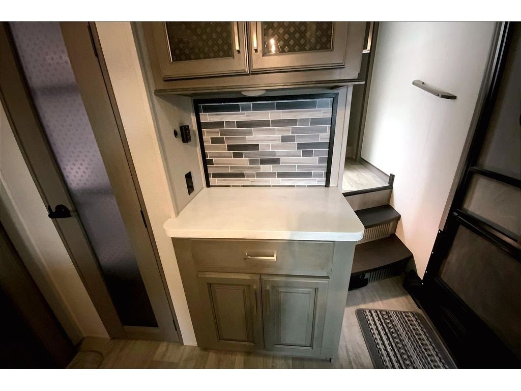 2021 KEYSTONE MONTANA 3120RL