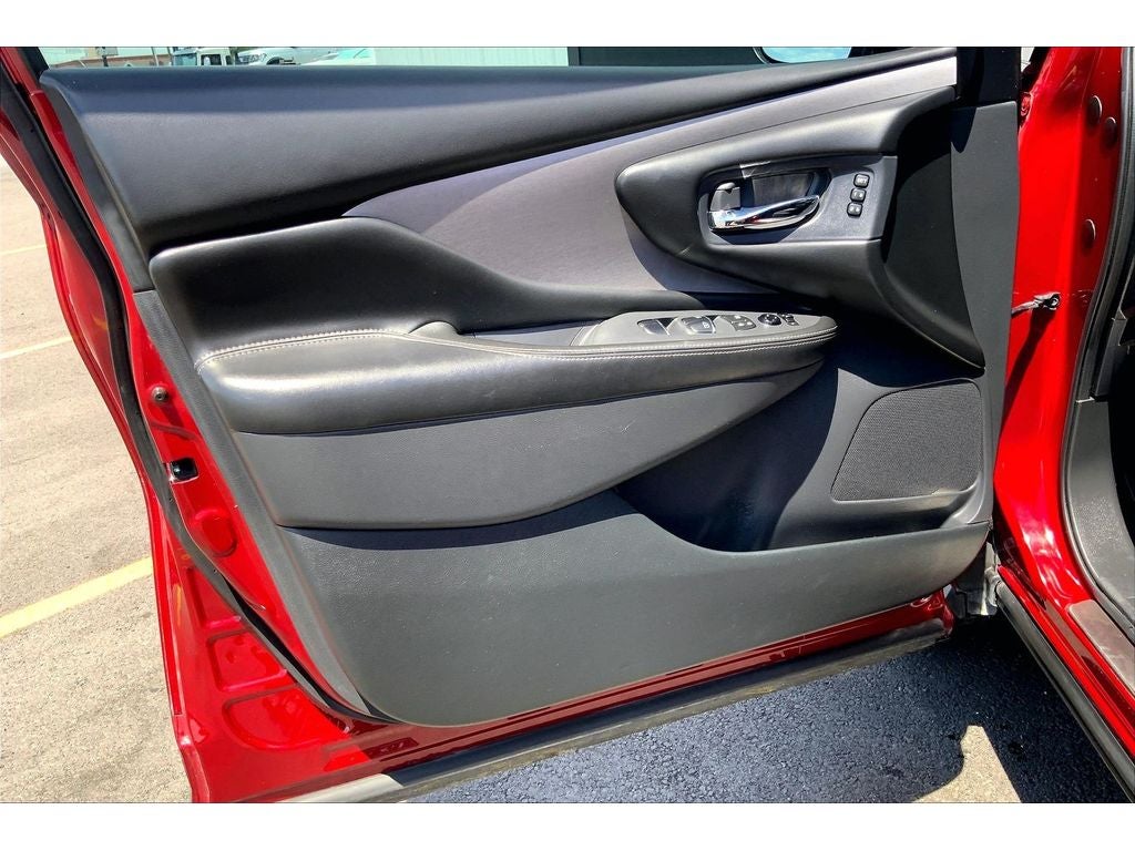 2022 Nissan Murano SL