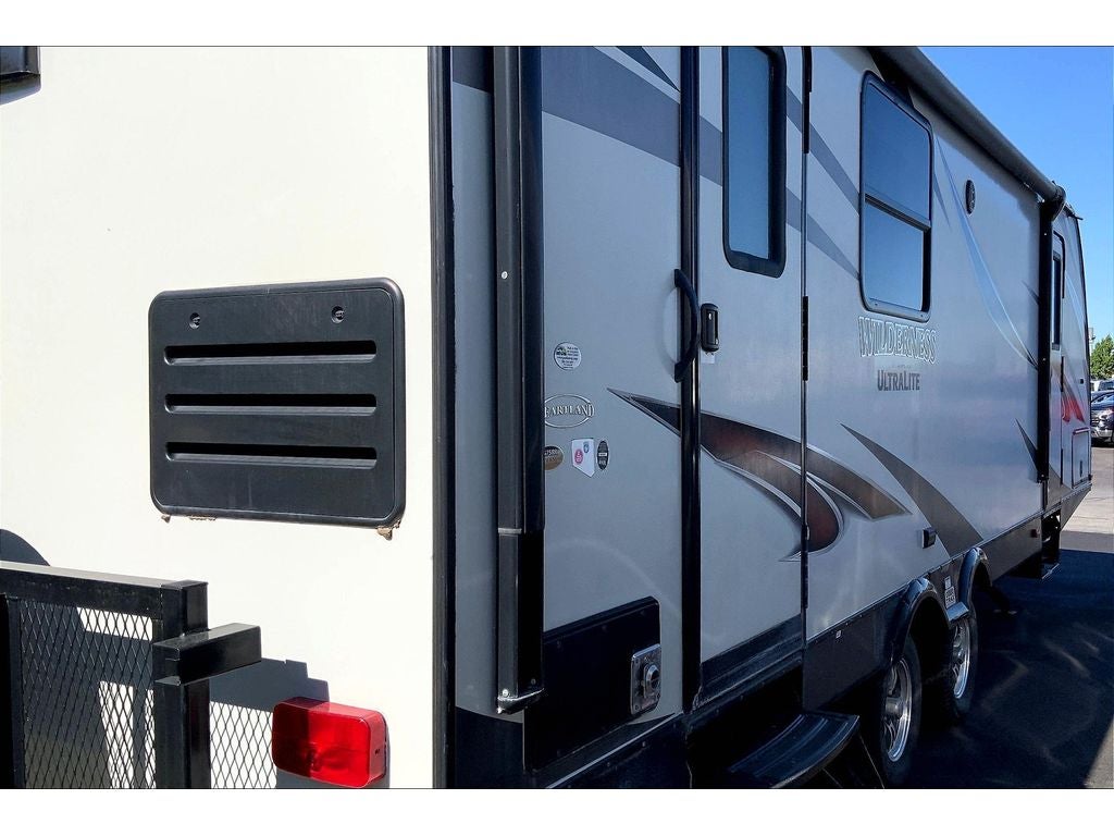 2017 HEARTLAND WILDERNESS Base