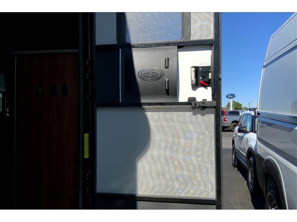 2017 HEARTLAND WILDERNESS Base