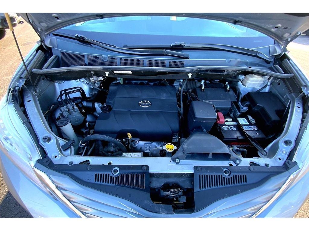 2013 Toyota Sienna XLE