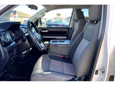 2017 Toyota Tundra SR5