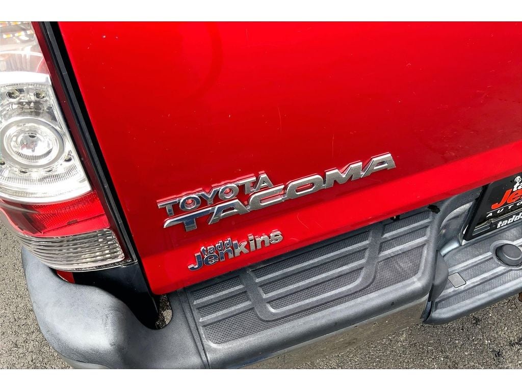 2015 Toyota Tacoma Base V6 (M6)