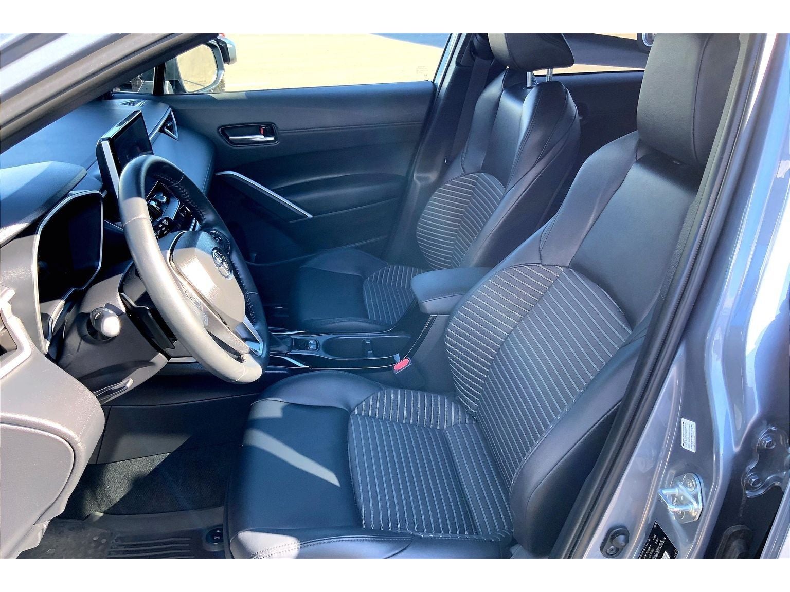 2025 Toyota Corolla Cross Hybrid Hybrid XSE