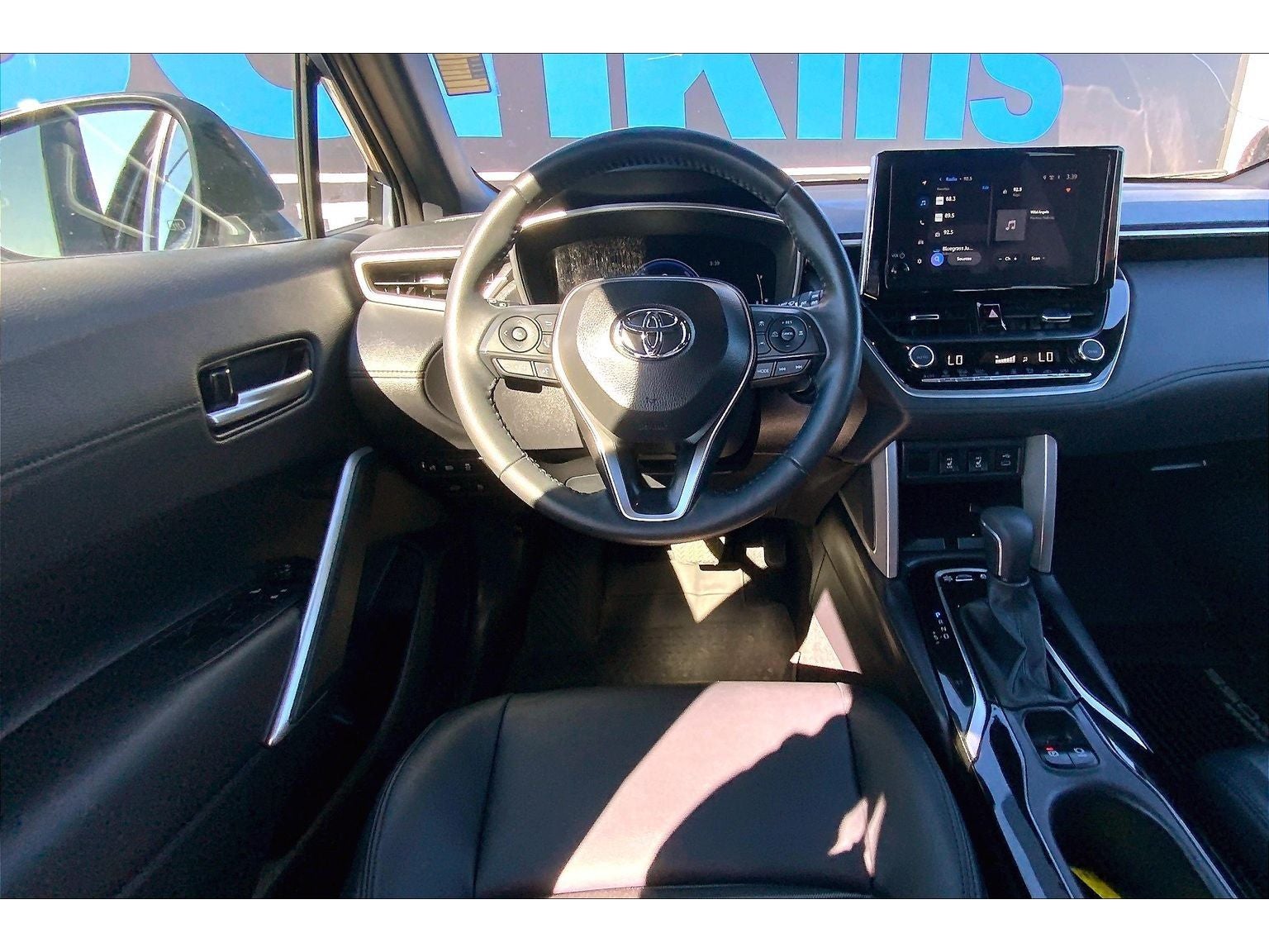2025 Toyota Corolla Cross Hybrid Hybrid XSE