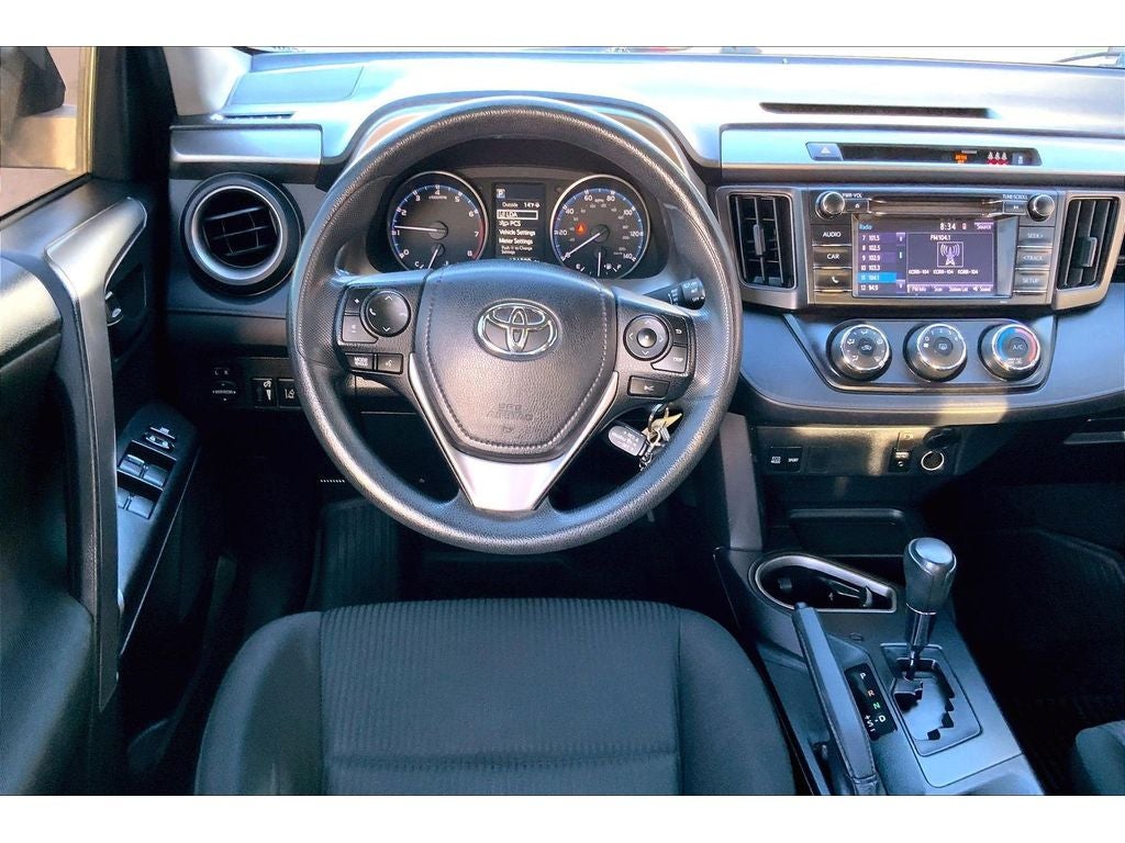 2017 Toyota RAV4 LE
