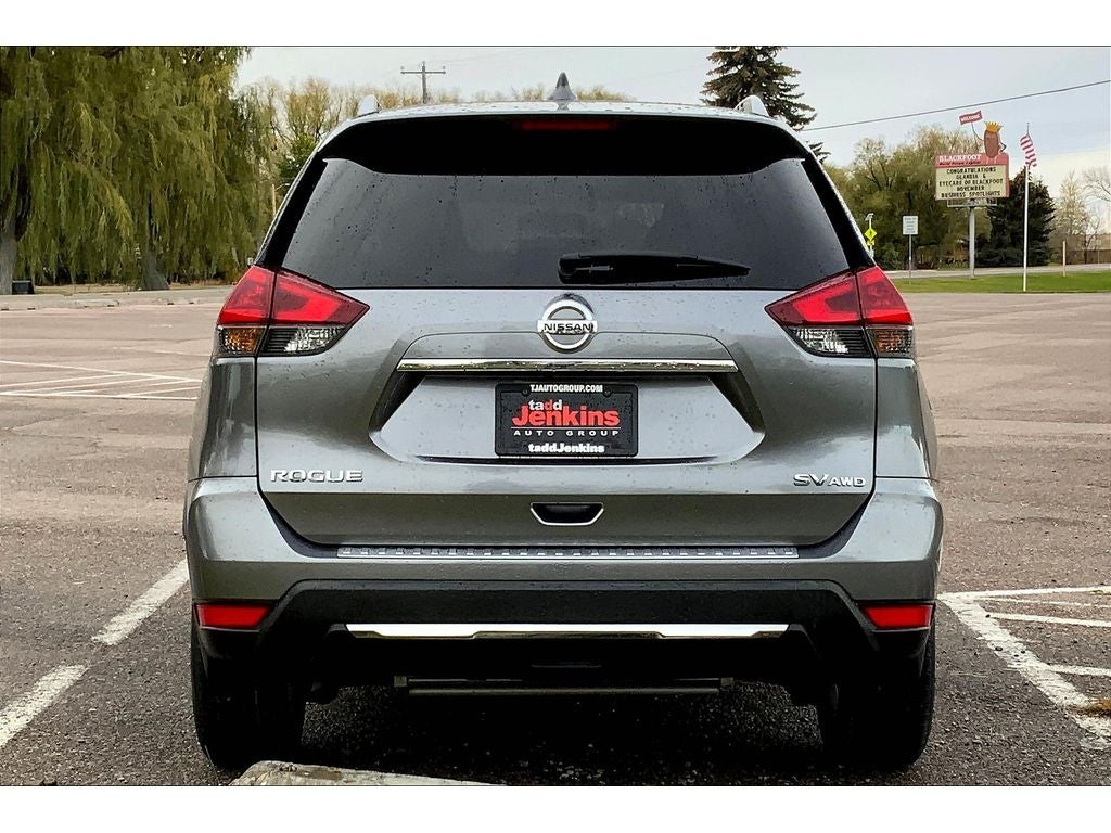 2018 Nissan Rogue SV