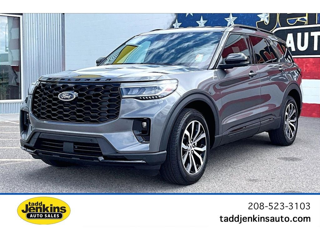 2025 Ford Explorer ST-Line