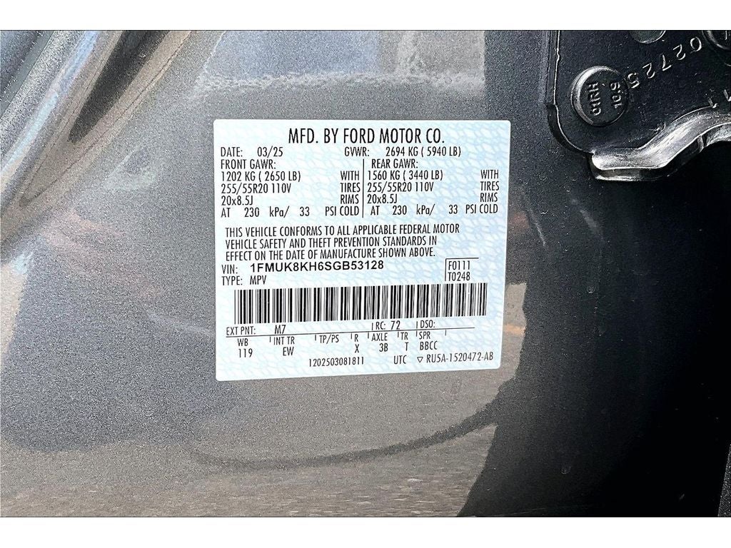 2025 Ford Explorer ST-Line