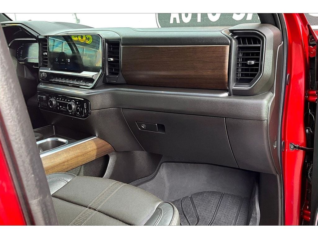 2024 Chevrolet Silverado High Country