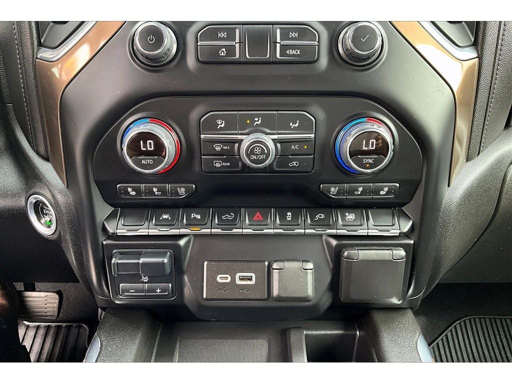 2022 Chevrolet Silverado High Country