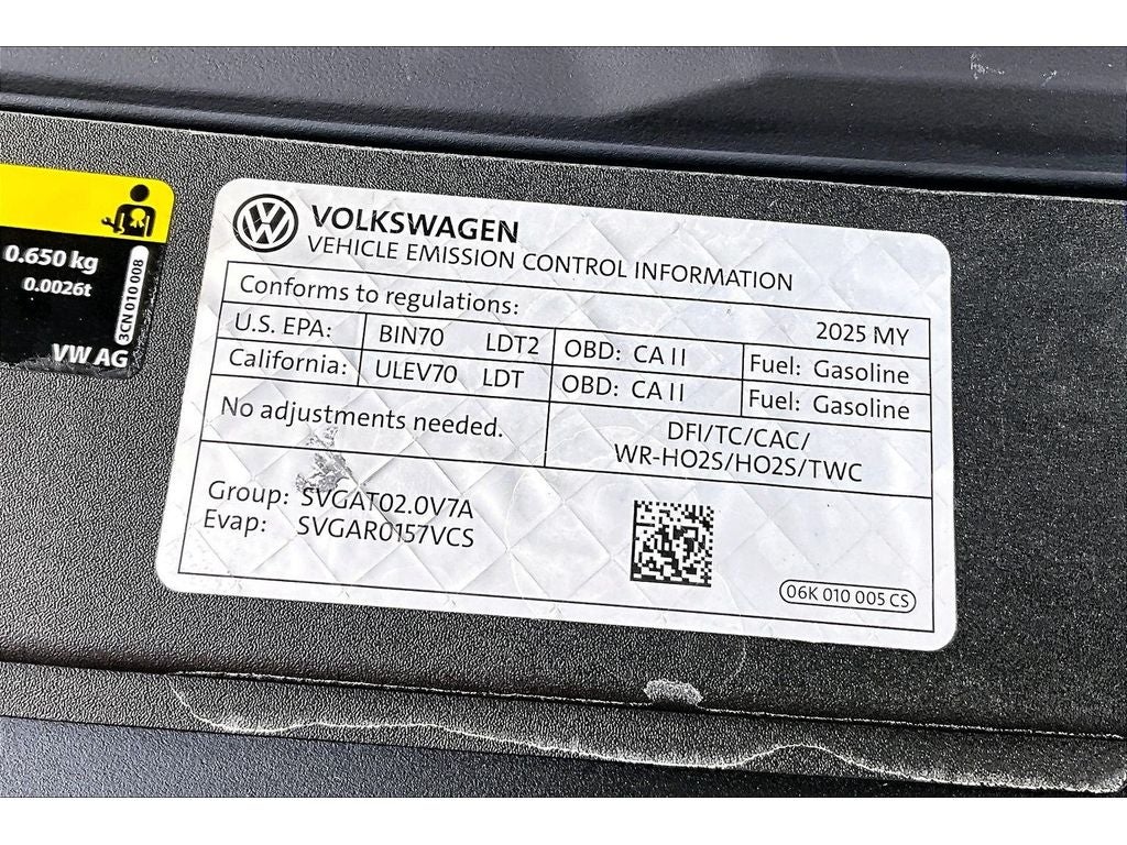 2025 Volkswagen Atlas 2.0T SE w/Technology