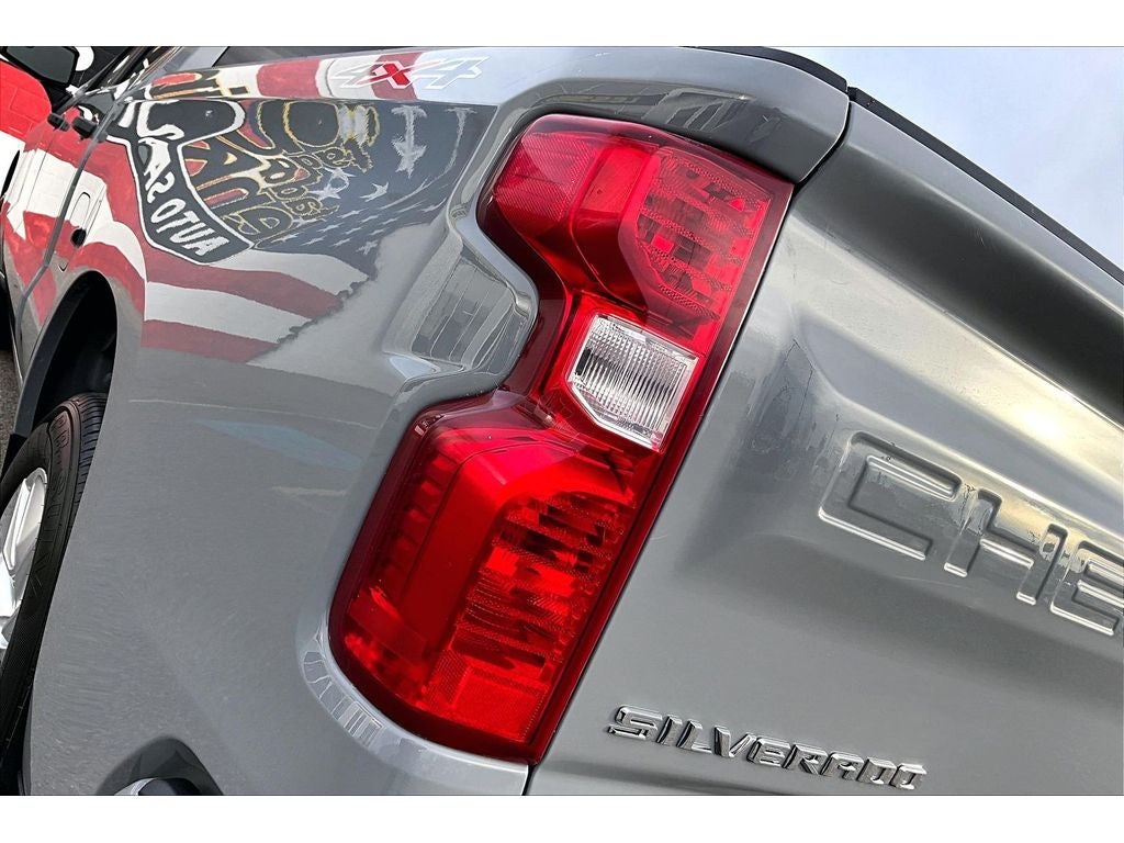 2024 Chevrolet Silverado Custom