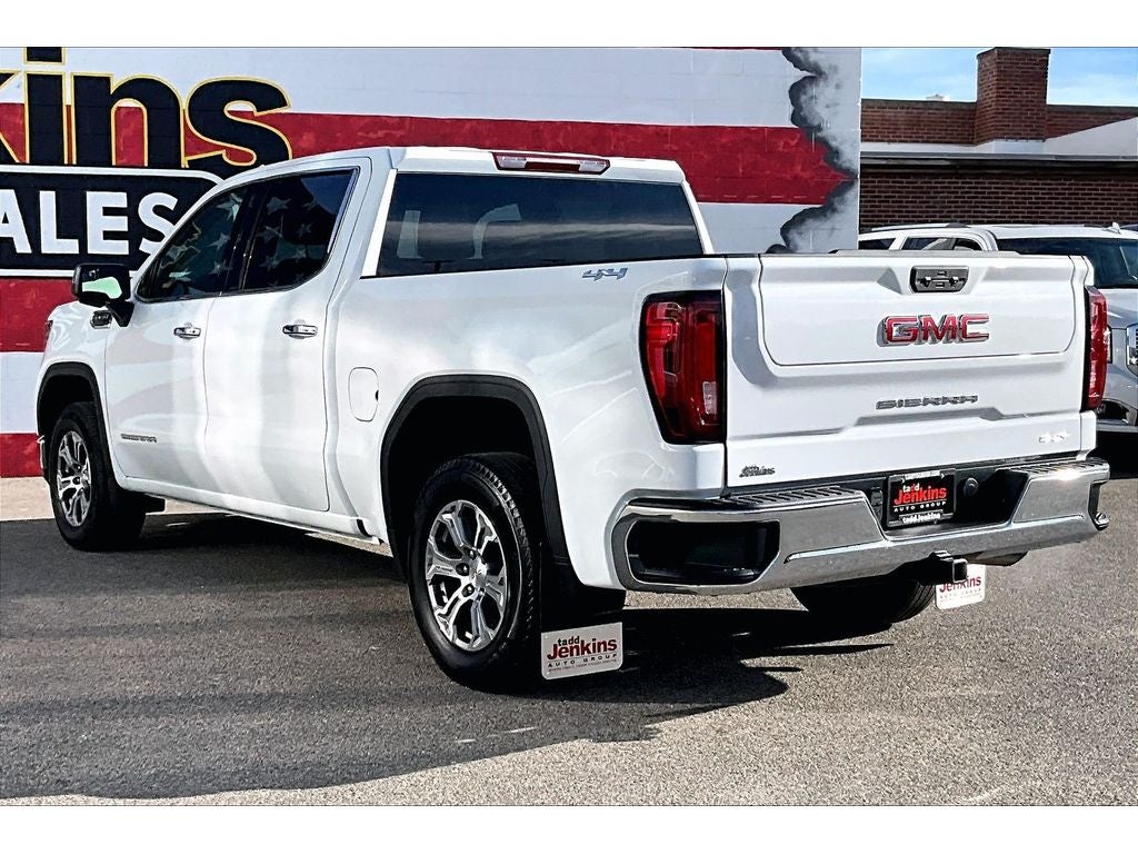 2025 GMC Sierra SLT