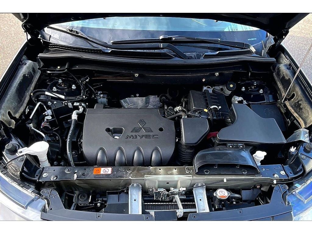 2020 Mitsubishi Outlander ES