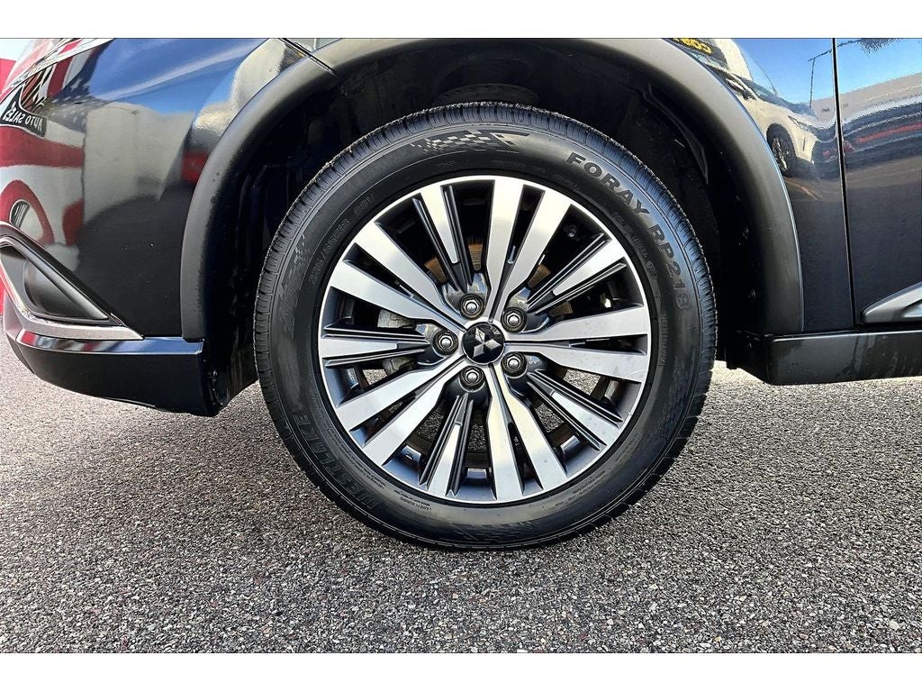 2020 Mitsubishi Outlander ES