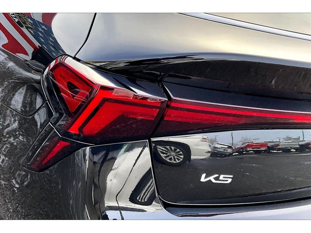 2025 Kia K5 LXS
