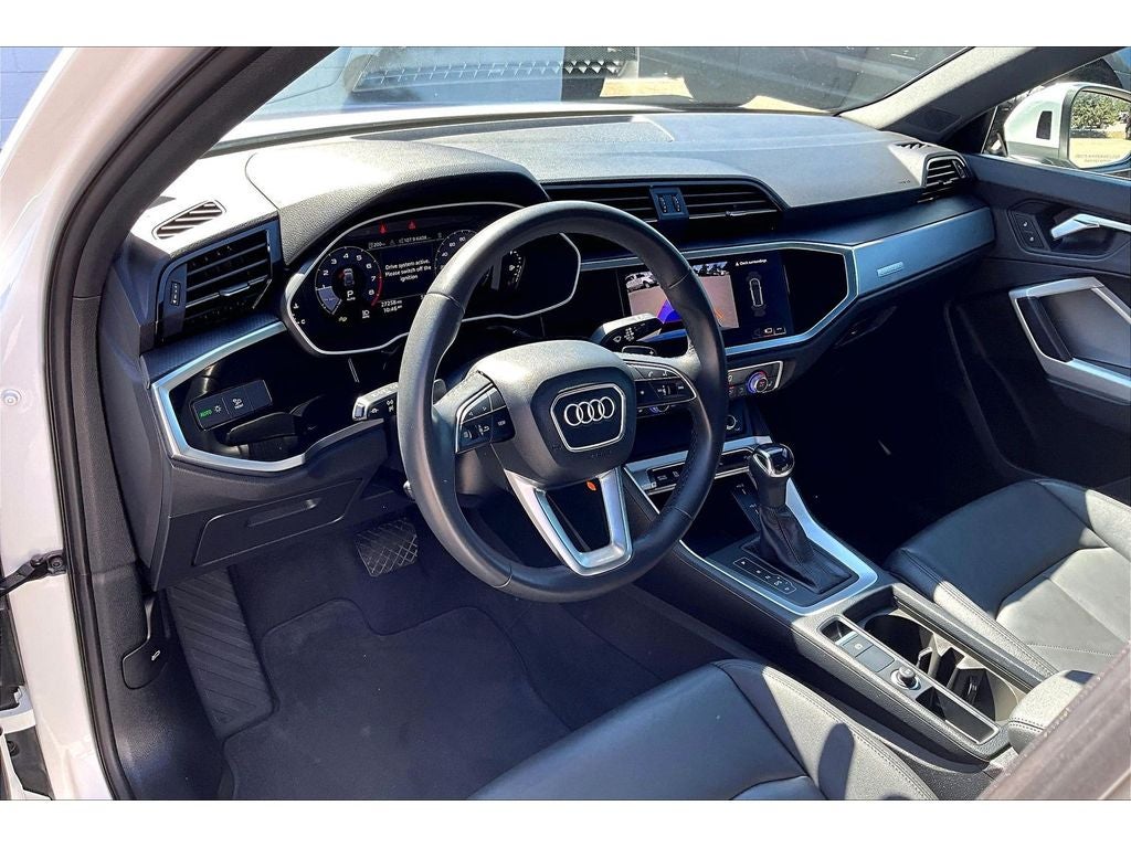 2025 Audi Q3 S line Premium