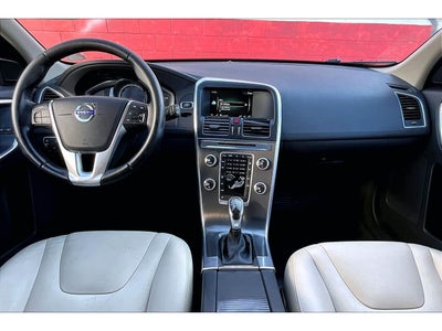 2016 Volvo XC60 T5 Premier