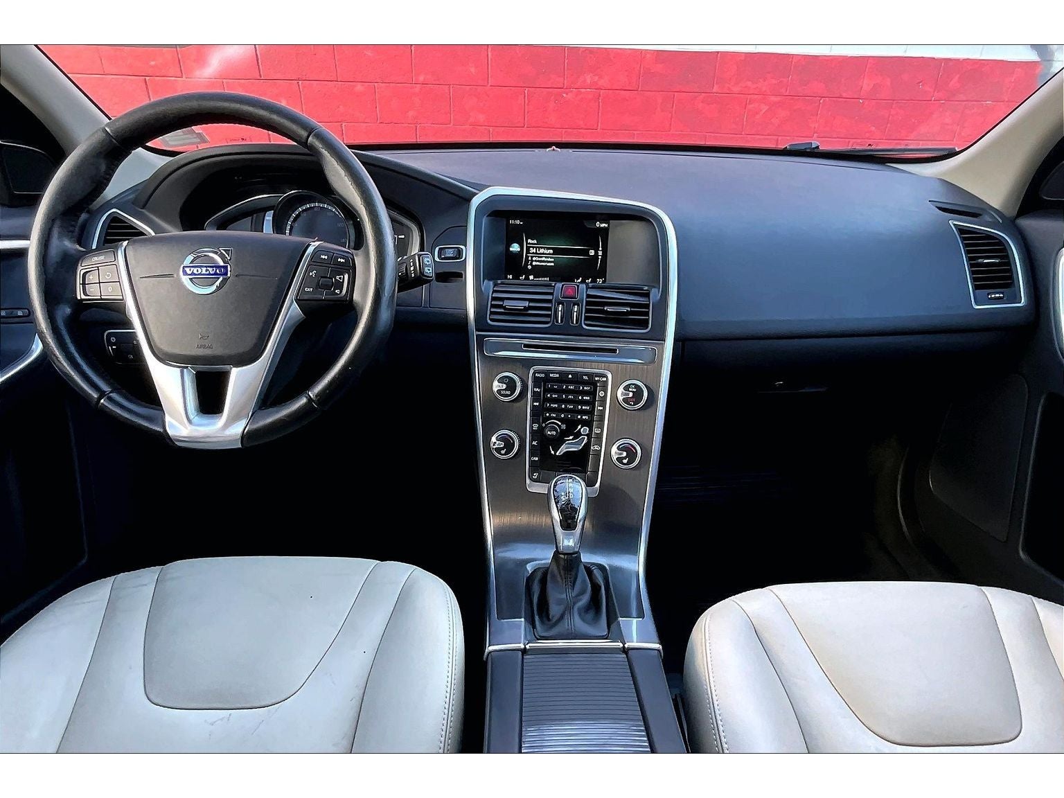 2016 Volvo XC60 T5 Premier