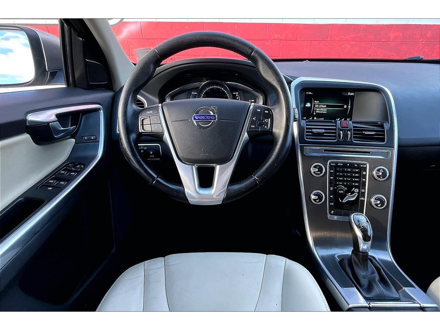 2016 Volvo XC60 T5 Premier